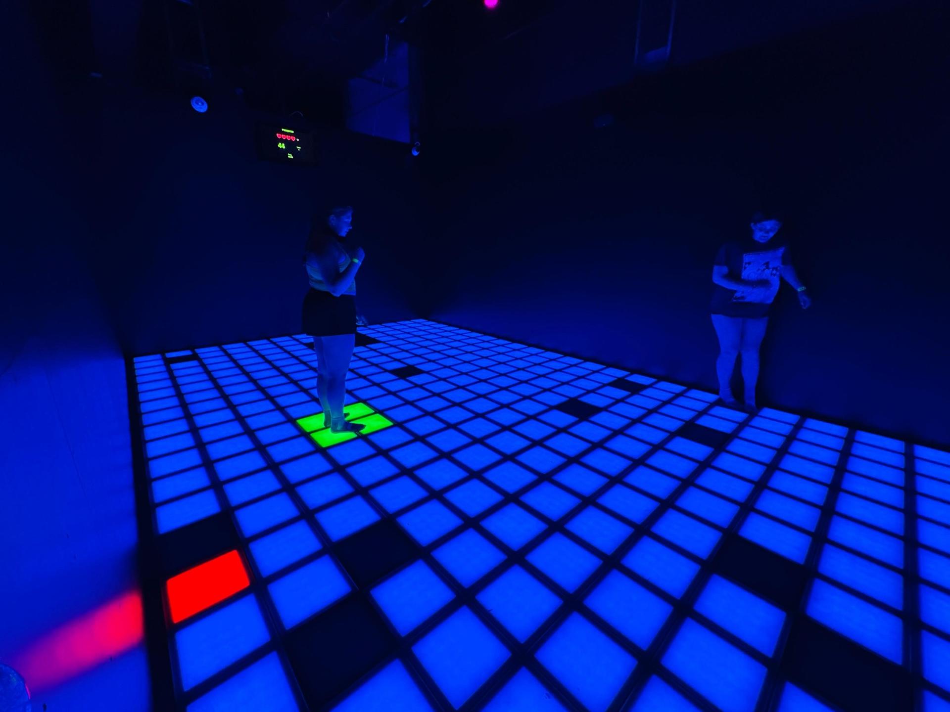 Jump, dodge, and react fast in this high-energy floor challenge